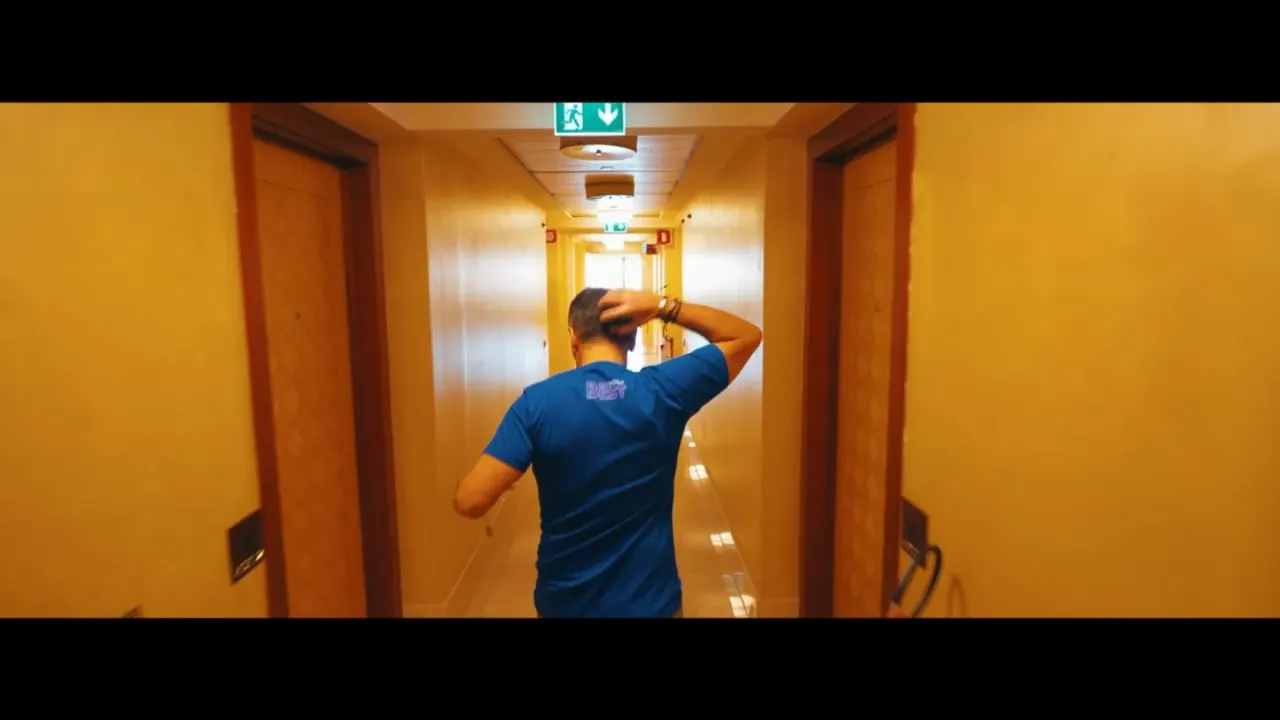 Roberto Re, teaser